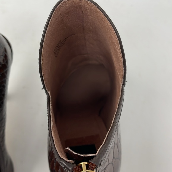 Embossed Leather Booties Brown - Picture 11 of 12